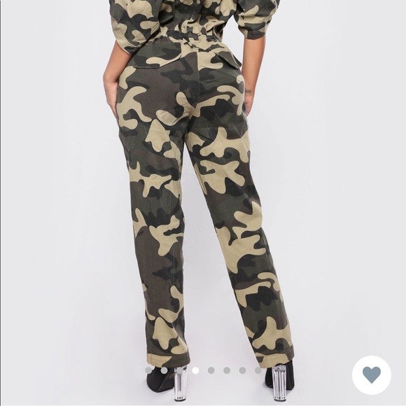 Jumpsuit - Picture 4 of 5